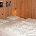 12 Person In Idestrup-by Traum Сasa de vacaciones Bøtø By